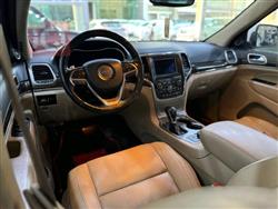 جیپ گراند شیرۆکی